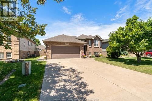 3883 Aristotle Crescent, Windsor, ON - Outdoor