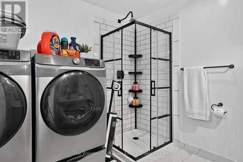 20 Vollering Road, Otonabee-South Monaghan, ON - Indoor Photo Showing Laundry Room