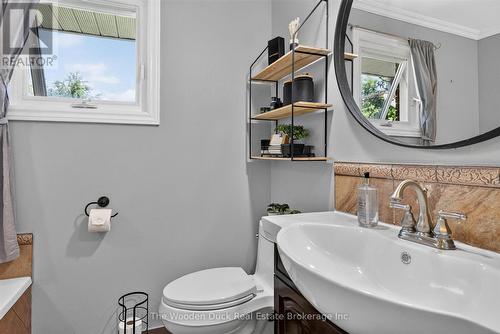 20 Vollering Road, Otonabee-South Monaghan, ON - Indoor Photo Showing Bathroom