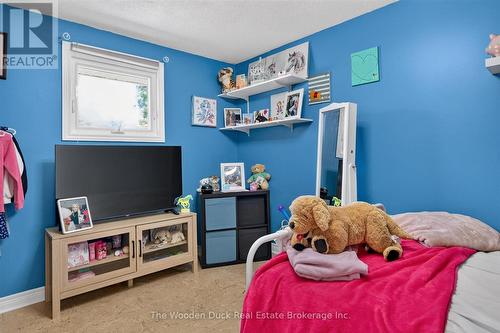 20 Vollering Road, Otonabee-South Monaghan, ON - Indoor Photo Showing Bedroom