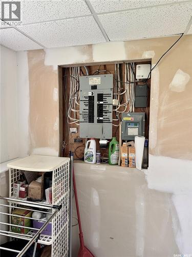 41 Campbell Place, Clavet, SK - Indoor