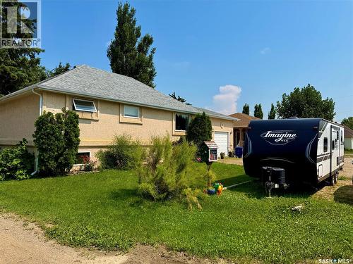 41 Campbell Place, Clavet, SK - Outdoor