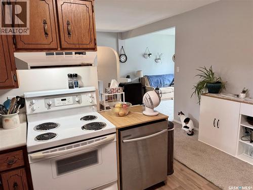 41 Campbell Place, Clavet, SK - Indoor Photo Showing Kitchen