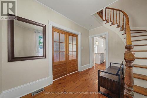 98 Drummond Street E, Perth, ON - Indoor Photo Showing Other Room