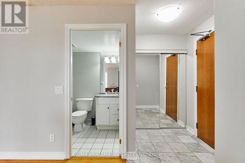 307 - 60 Disera Drive, Vaughan, ON - Indoor Photo Showing Bathroom