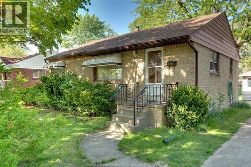 3256 Dominion Boulevard, Windsor, ON - Outdoor