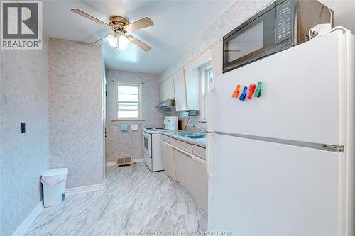 3256 Dominion Boulevard, Windsor, ON - Indoor