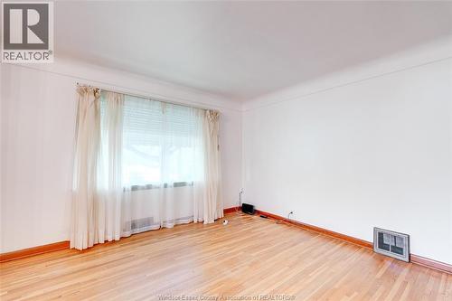 3256 Dominion Boulevard, Windsor, ON - Indoor Photo Showing Other Room