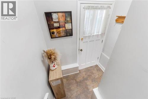 1063 Joan Drive, Burlington, ON - Indoor Photo Showing Other Room