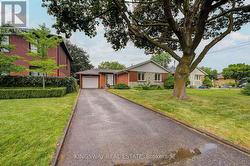 20 WIGMORE DRIVE  Toronto, ON M4A 2E5