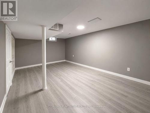90 Moon Drive, Barrie, ON - Indoor