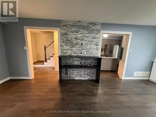 90 Moon Drive, Barrie, ON - Indoor Photo Showing Other Room