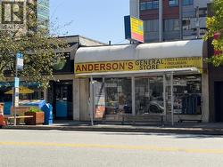 1520 LONSDALE AVENUE  North Vancouver, BC V7M 2J3