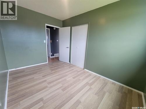 5107 Leader Street, Macklin, SK - Indoor