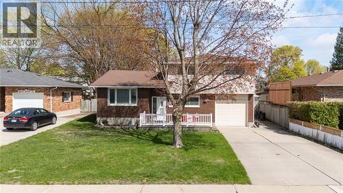 1126 Cathcart BOULEVARD  Sarnia, ON N7S 2H5