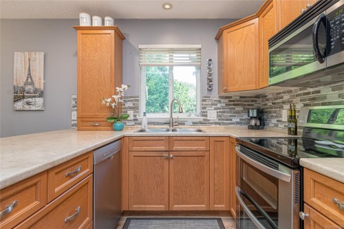 1567 Laura'S Loop, Qualicum Beach, BC 