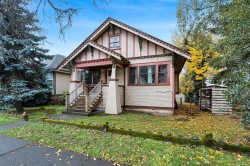 2652 Blackwood St Victoria, BC V8T 3W3