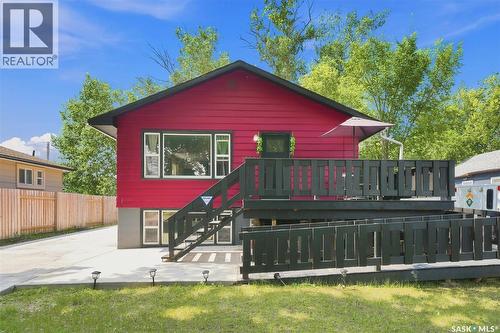1709 2Nd Avenue N, Saskatoon, SK - Outdoor