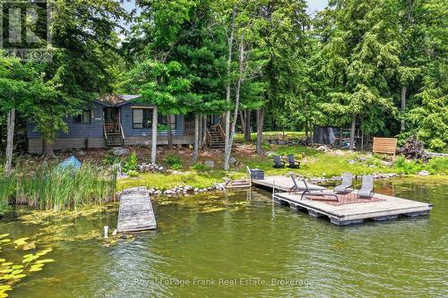 442 ISLAND 7 STONEY LAKE  Douro-Dummer, ON K0L 2H0