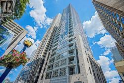 2401 - 21 BALMUTO STREET Toronto, ON M4Y 1W4