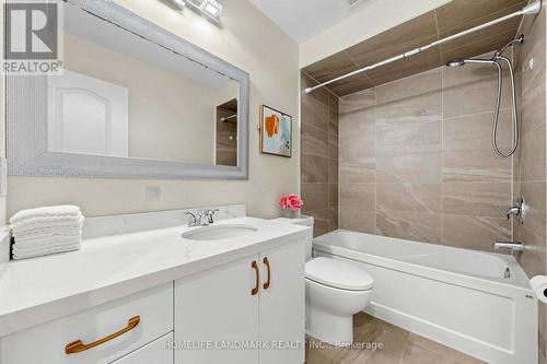 4798 16Th Avenue, Markham, ON - Indoor Photo Showing Bathroom