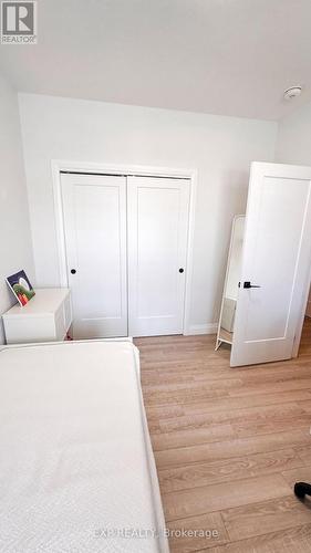 6 Evylean Court, St. Thomas, ON - Indoor