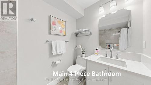 1830 Burnhamthorpe Road E, Mississauga, ON - Indoor Photo Showing Bathroom