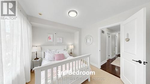 1830 Burnhamthorpe Road E, Mississauga, ON - Indoor Photo Showing Bedroom