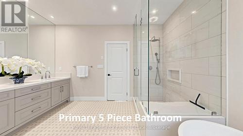 1830 Burnhamthorpe Road E, Mississauga, ON - Indoor Photo Showing Bathroom