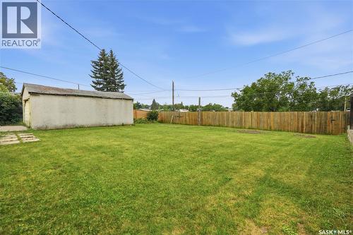 145 Ellison Crescent, Regina, SK - Outdoor
