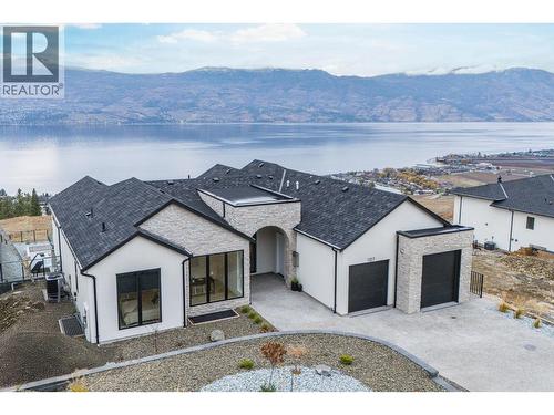 1327 Vineyard Drive  West Kelowna, BC V4T 3H9