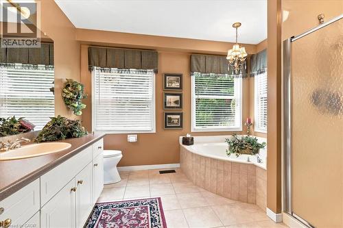 Bathroom - 39 Everwood Run, Kitchener, ON - Indoor Photo Showing Bathroom