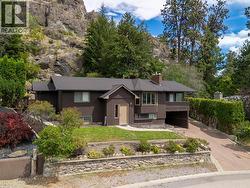 951 Montcalm Drive Kelowna, BC V1Y 3M8