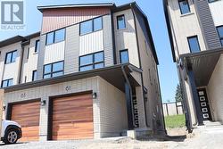 61 FLAN BOULEVARD Barrie, ON L9J 1C6