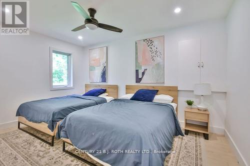 58 Methodist Island, Tay, ON - Indoor Photo Showing Bedroom