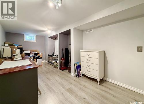 1305 2Nd Street, Estevan, SK - Indoor