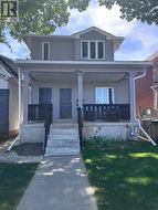 UPPER - 6 LAPP STREET Toronto (Rockcliffe-Smythe), ON M6N 3W6