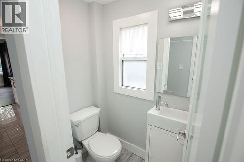 57 Division Street, Hamilton, ON - Indoor Photo Showing Bathroom