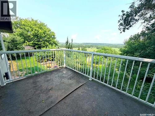 9 1St Avenue, Battleford, SK - Outdoor With Balcony