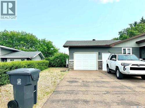 9 1St Avenue, Battleford, SK - Outdoor With Exterior