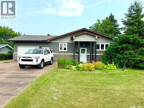 9 1St Avenue, Battleford, SK - Outdoor