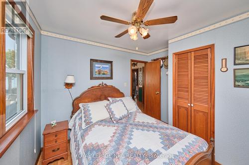 5 Mohawk Point Road, Haldimand, ON - Indoor Photo Showing Bedroom