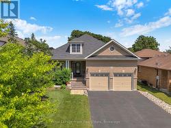 80 FOXHUNT TRAIL  Clarington (Courtice), ON L1E 1E3