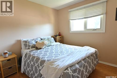 521 Guelph Crescent, Saskatoon, SK - Indoor Photo Showing Bedroom
