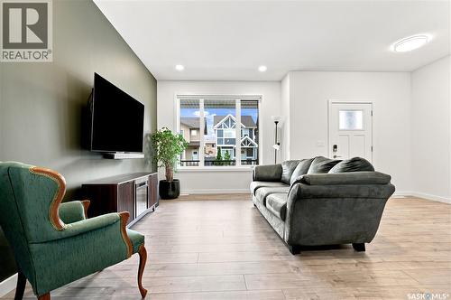 1054 Brighton Gate, Saskatoon, SK - Indoor Photo Showing Living Room