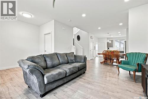 1054 Brighton Gate, Saskatoon, SK - Indoor Photo Showing Living Room