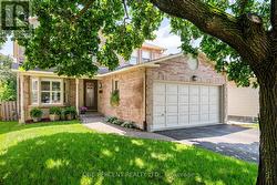 1568 SUNVIEW DRIVE Ottawa, ON K1C 5A3