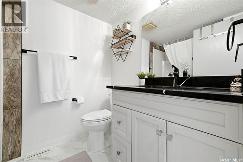 82 Cedar Meadow Drive, Regina, SK - Indoor Photo Showing Bathroom
