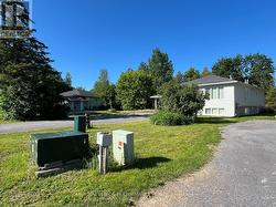 37 AND 35A CLOVERLOFT COURT  Ottawa, ON K2S 1T3