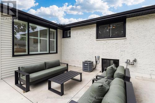 336 Tuck Drive, Burlington, ON - Outdoor With Exterior